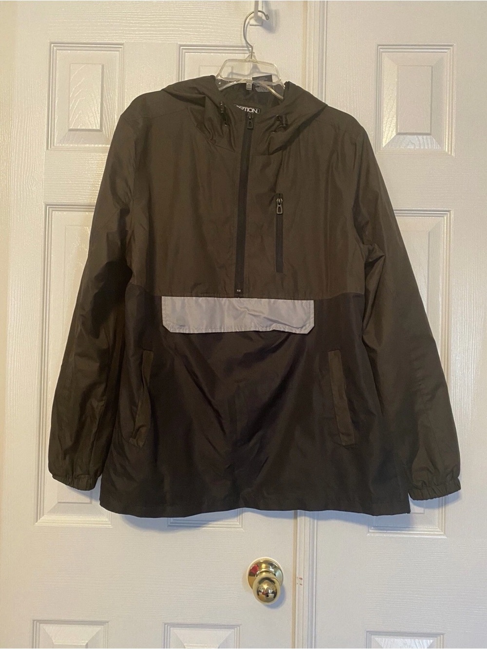 Men’s Green Black Hoodie Windbreaker Jacket Front Pocket Medium by Distortion